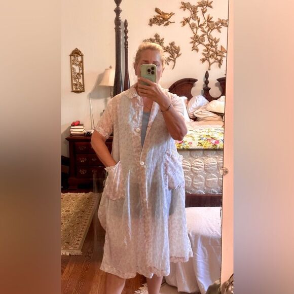 Vintage 50s/60s Thin Nylon Floral Print House Coat or Robe with Large Pockets - Picture 2 of 8